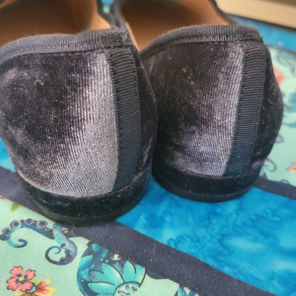 Chelsea ane Violet Blue Velvet Loafers. Size 7 - Picture 4 of 4